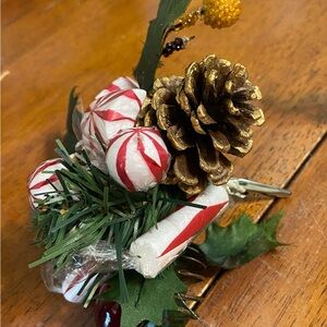 10 Clip On Christmas Decorations Ornaments For Trees Wreaths Garland Crafts